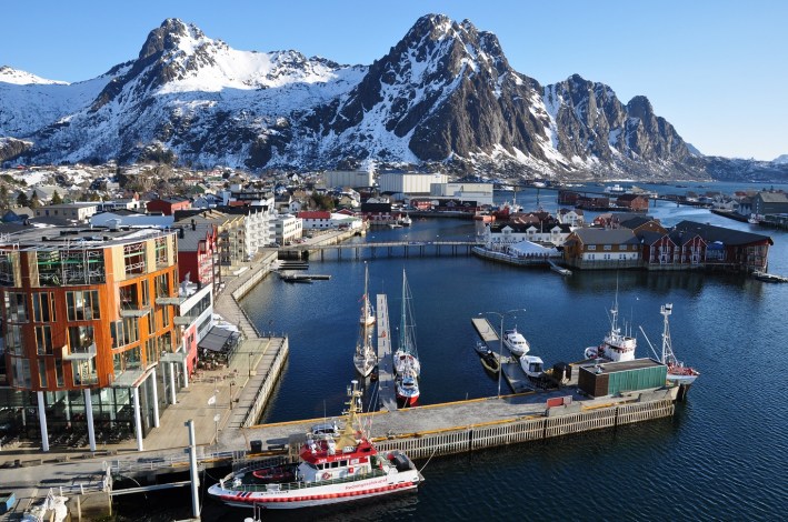 Svolvaer,_Lofoten,_Norway